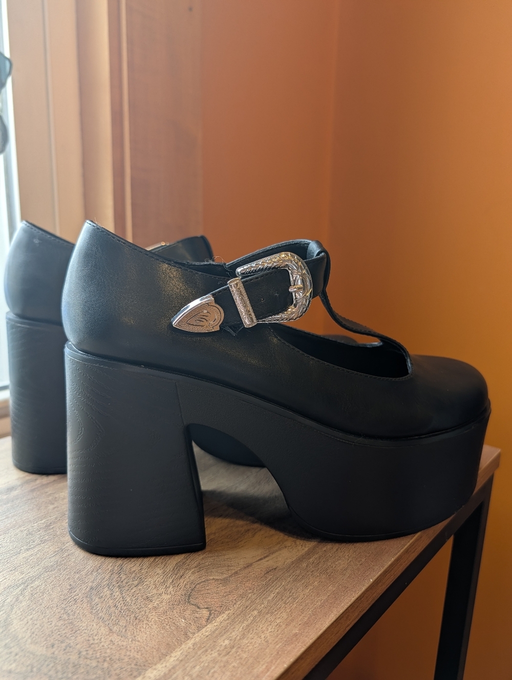 Disturbia Renaissance Platform Mary Jane Heels - Picture 4 of 9